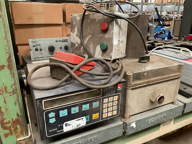 Verschillende controle units (7x) - afbeelding 1 van  3