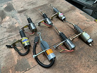 Verschillende elektromagneten (7x) - afbeelding 1 van  3