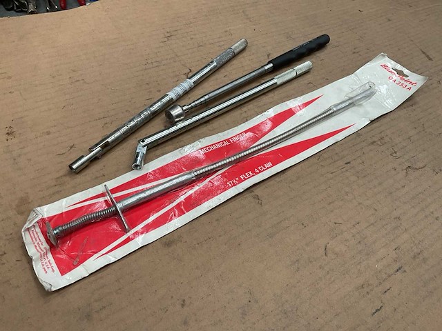 Verschillende gereedschappen (4x) - afbeelding 1 van  2