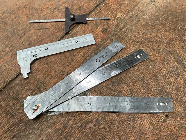 Verschillende meetgereedschap (3x) - afbeelding 2 van  3