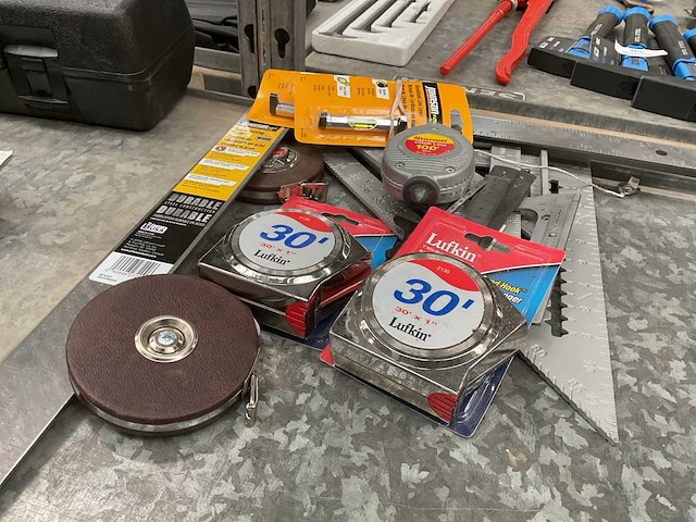 Verschillende meetgereedschap - afbeelding 1 van  3