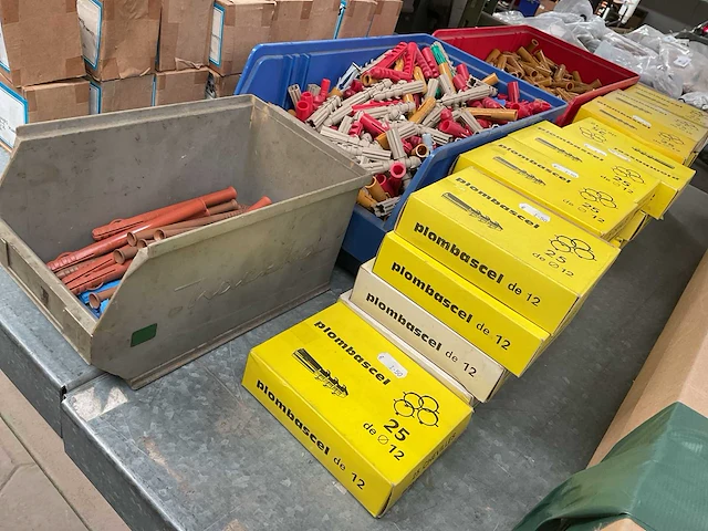 Verschillende pluggen - afbeelding 3 van  3