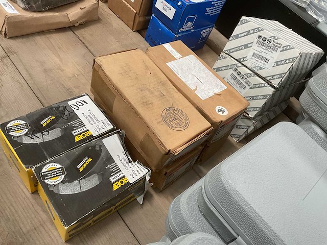 Verschillende rem onderdelen (9x) - afbeelding 1 van  5