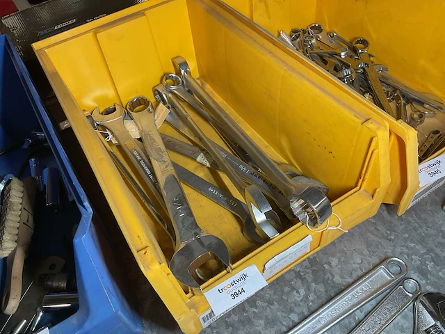 Verschillende steekringsleutels - afbeelding 1 van  2