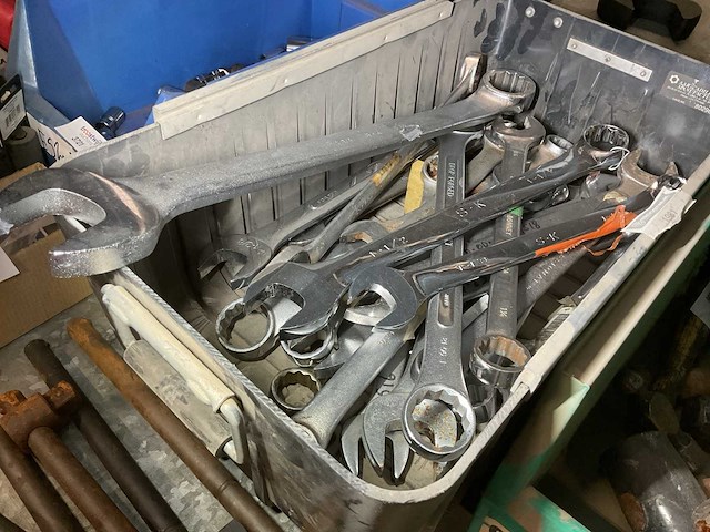 Verschillende steekringsleutels - afbeelding 1 van  2