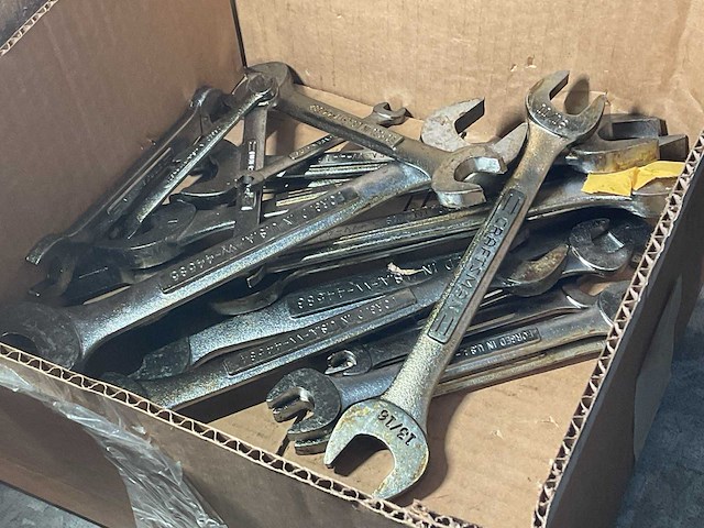 Verschillende steekringsleutels - afbeelding 3 van  3