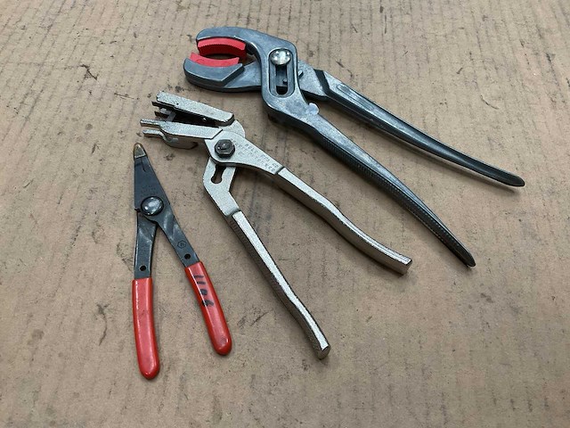 Verschillende tangen (3x) - afbeelding 2 van  3