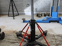 Versnellingsbaklift eagle pro e6120 met maximale hoogte 889-1815 mm en maximaal hefvermogen 15 ton. - afbeelding 2 van  3