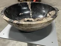 Versteend houten fruitschaal munker interiors, 2023 - afbeelding 3 van  3