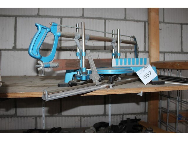 Verstekzaag. - afbeelding 1 van  1