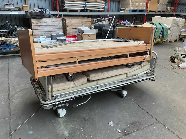 Verstelbaar bed (2x) - afbeelding 1 van  7