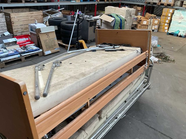 Verstelbaar bed (2x) - afbeelding 6 van  7