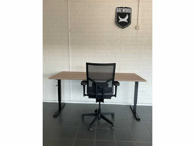 Verstelbaar bureau - afbeelding 5 van  6