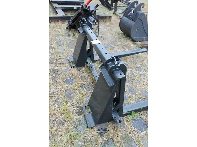 Verstelbaar vorkopzetstuk. totale breedte 120cm. lengte lepels 80cm - afbeelding 3 van  3