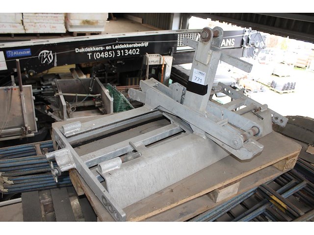 Verstelbare hijsklem klaas. bouwjaar 2005. - afbeelding 1 van  3