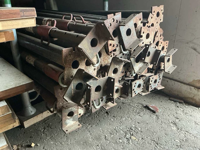 Verstelbare stempels steiger (47x) - afbeelding 2 van  5