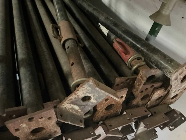 Verstelbare stempels steiger (53x) - afbeelding 5 van  5