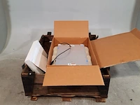Versterker comtech xicom, xtd-2kw-300dc - afbeelding 1 van  9