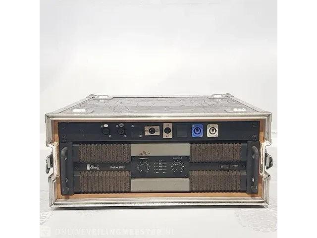 Versterker in flightcase the amp, proline 2700 - afbeelding 1 van  4