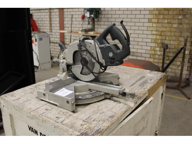 Versterkzaag elu model ps274, in houten kist - afbeelding 2 van  3
