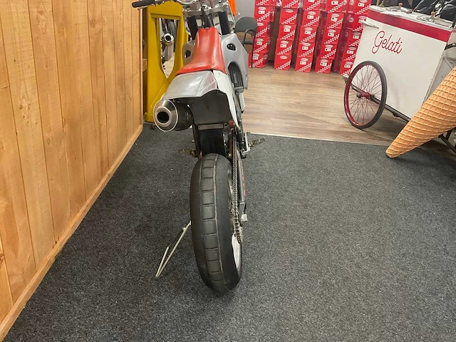 Vertemati 570 super motar motor - afbeelding 6 van  10