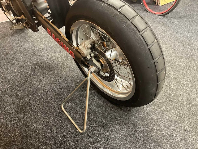 Vertemati 570 super motar motor - afbeelding 8 van  10