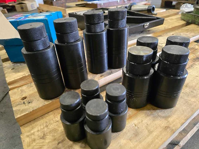 Vertex - diverse onderdelen, gereedschappen en accessoires - afbeelding 1 van  2