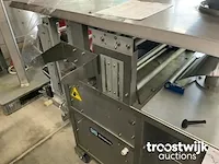 Verticale buisfolie verpakkingsmachine - afbeelding 5 van  7