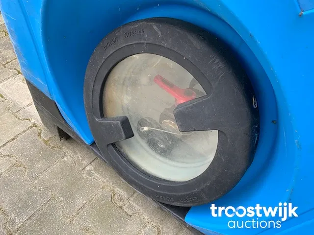 Verticale opslagtank “1045 ltr” - afbeelding 5 van  5