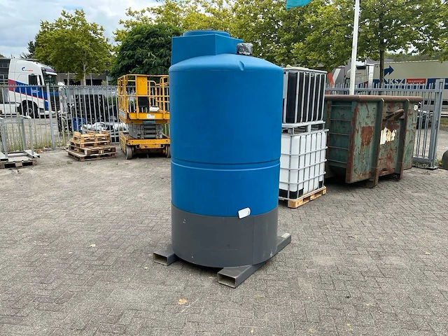 Verticale opslagtank - afbeelding 1 van  5