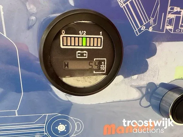 Verticale telescoophoogwerker - afbeelding 14 van  14