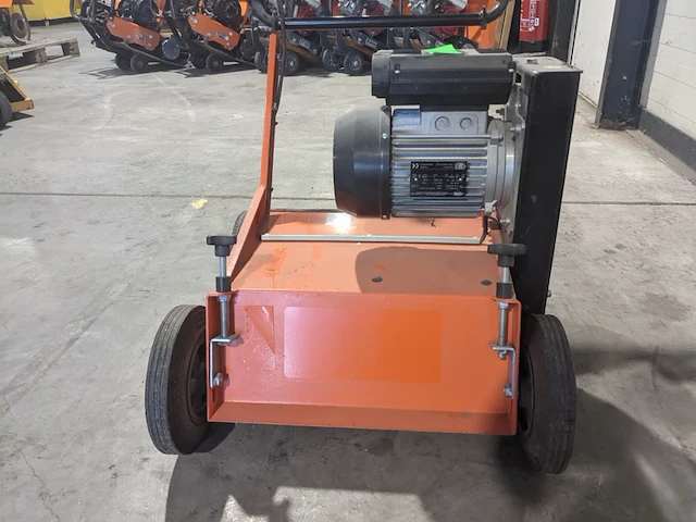 Verticuteermachine - 400mm - 230v eliet, e 401 electric, bouwjaar 2017 - afbeelding 2 van  20