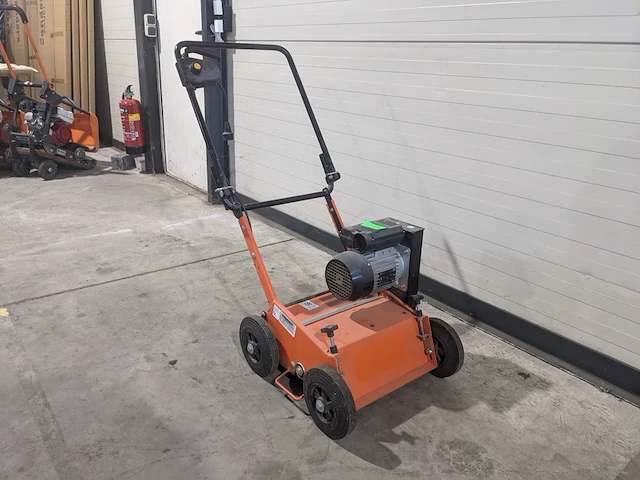 Verticuteermachine - 400mm - 230v eliet, e 401 electric, bouwjaar 2017 - afbeelding 12 van  20