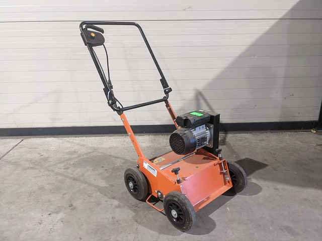 Verticuteermachine - 400mm - 230v eliet, e 401 electric, bouwjaar 2022 - afbeelding 1 van  14
