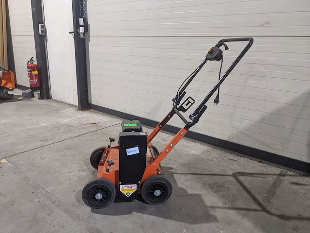 Verticuteermachine - 400mm - 230v eliet, e 401 electric, bouwjaar 2022 - afbeelding 9 van  14