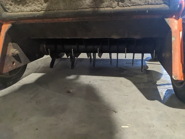 Verticuteermachine - 400mm - benzine eliet, e 401 petrol, bouwjaar 2015 - afbeelding 7 van  16