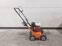 Verticuteermachine - 400mm - benzine eliet, e 401 petrol, bouwjaar 2015 - afbeelding 1 van  16