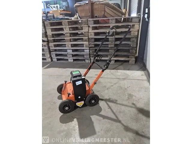 Verticuteermachine eliet, e 401 electric, bouwjaar 2016 - afbeelding 14 van  19