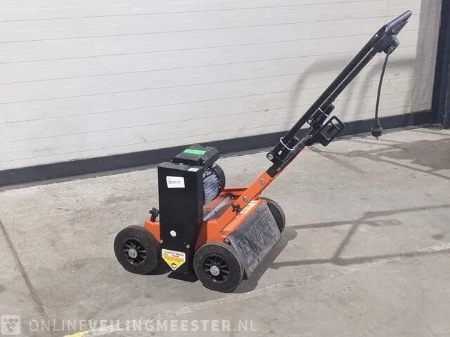 Verticuteermachine eliet, e 401 electric, bouwjaar 2016 - afbeelding 15 van  19