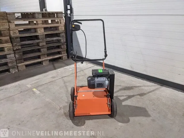 Verticuteermachine eliet, e 401 electric, bouwjaar 2018 - afbeelding 10 van  17