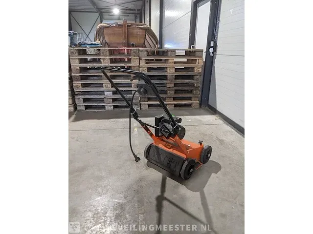 Verticuteermachine eliet, e 401 electric, bouwjaar 2018 - afbeelding 15 van  17