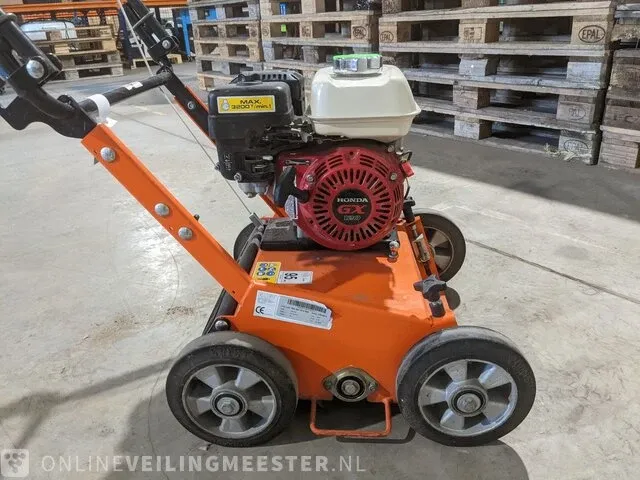 Verticuteermachine eliet, e 401 petrol, bouwjaar 2017 - afbeelding 2 van  19