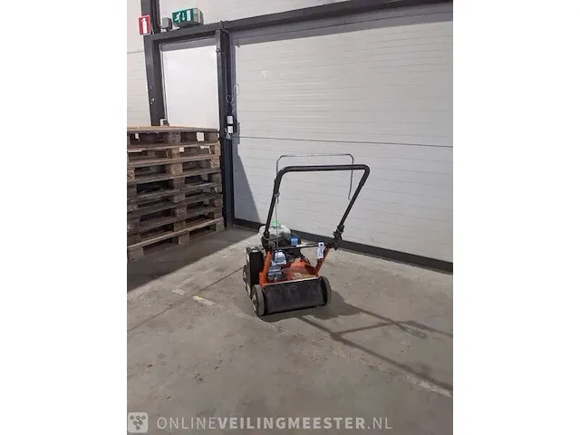 Verticuteermachine eliet, e 401 petrol, bouwjaar 2017 - afbeelding 16 van  19