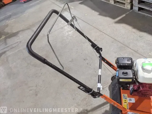 Verticuteermachine eliet, e 401 petrol, bouwjaar 2017 - afbeelding 18 van  19