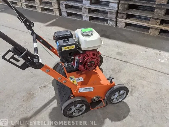 Verticuteermachine eliet, e 401 petrol, bouwjaar 2017 - afbeelding 19 van  19