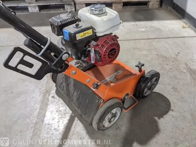 Verticuteermachine eliet, e 401 petrol, bouwjaar 2017 - afbeelding 18 van  18