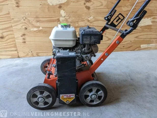 Verticuteermachine eliet, e 401 petrol, bouwjaar 2017 - afbeelding 8 van  11