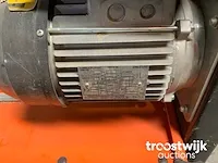 Verticuteermachine
