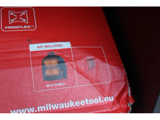 Verwarmbare jas milwaukee m12 hjbl5 maat l excl. accu en lader - afbeelding 2 van  2