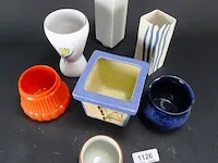 Verzameling aardewerk vaasjes - afbeelding 3 van  5